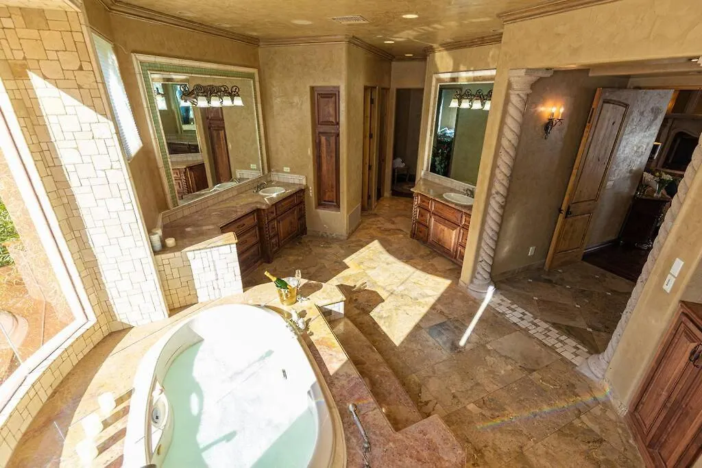 Camelback Mountain Mansion In Paradise Valley, Az Scottsdale United States