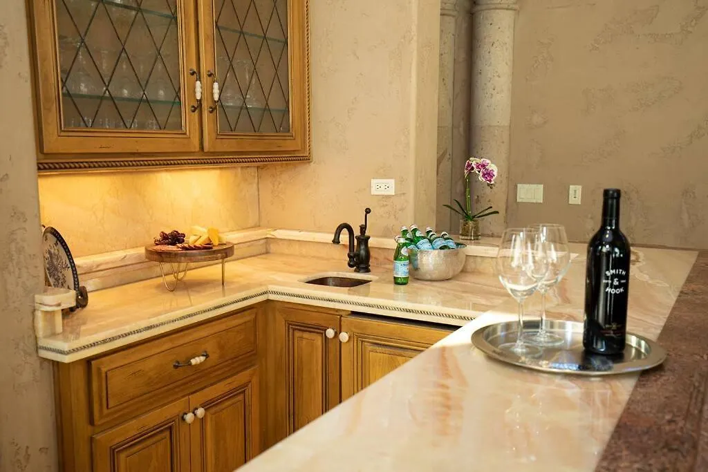 Camelback Mountain Mansion In Paradise Valley, Az Scottsdale United States